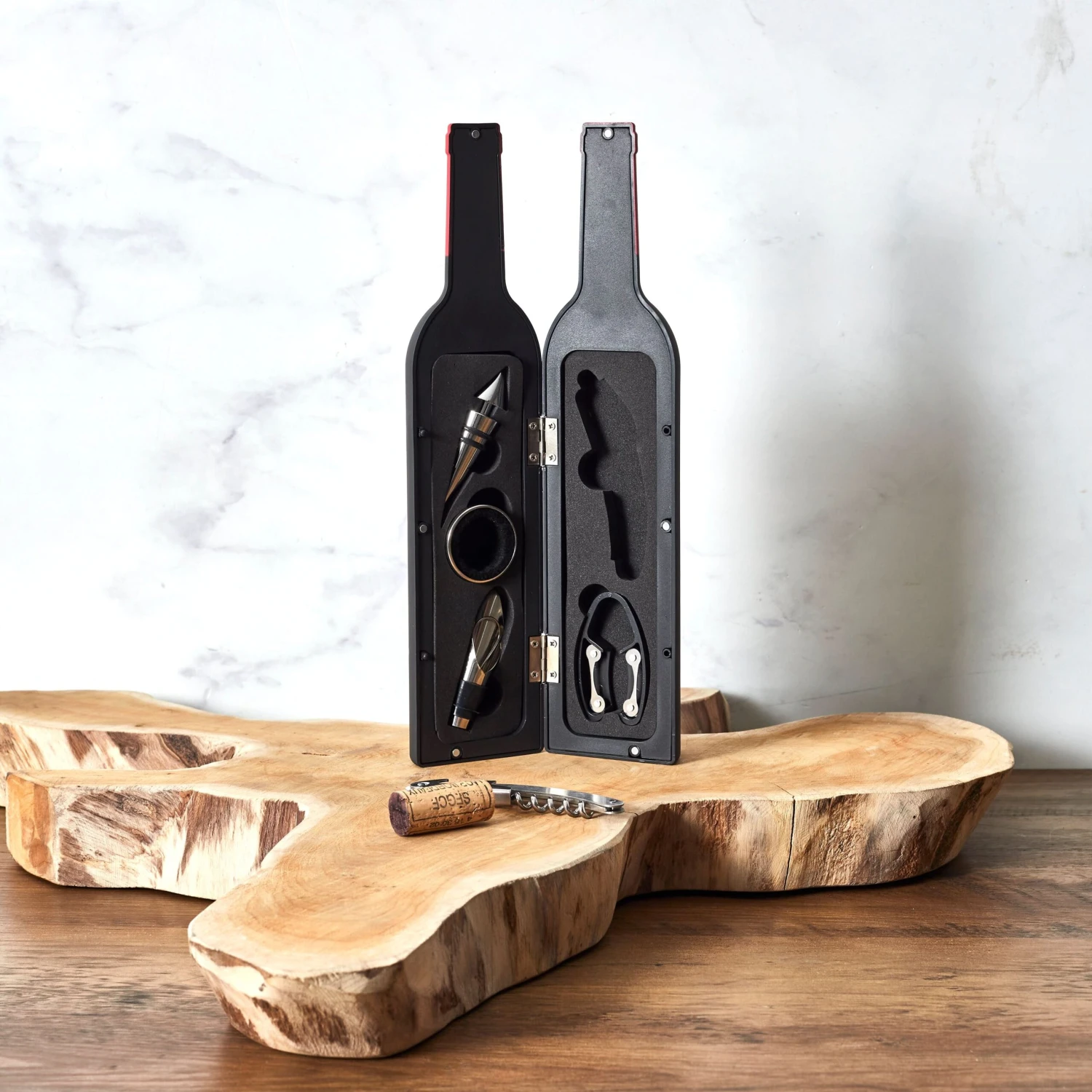 COFFRET BOUTEILLE 5 ACCESSOIRES 4 COFFRET BOUTEILLE 5 ACCESSOIRES – Image 2