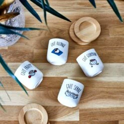 COFFRET DE 4 TASSES A CAFE -Ameublement De Maison 38 2X 001 coffret 4 tasses 1