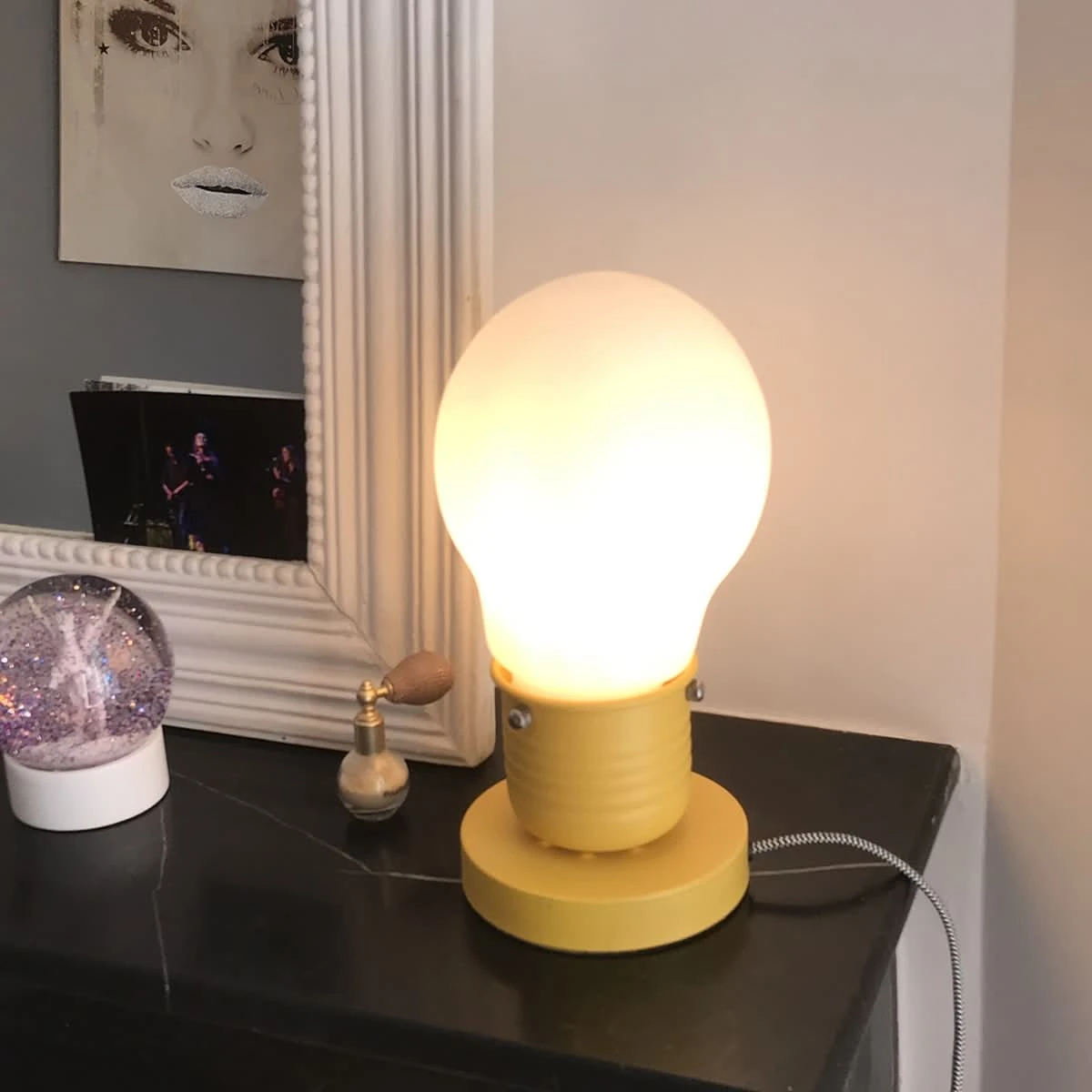 LAMPE AMPOULE JAUNE PM 3 LAMPE AMPOULE JAUNE PM