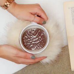 MUG FOURRURE AMOVIBLE CREME -Ameublement De Maison 40 2k 039 images 40 2k 039 8