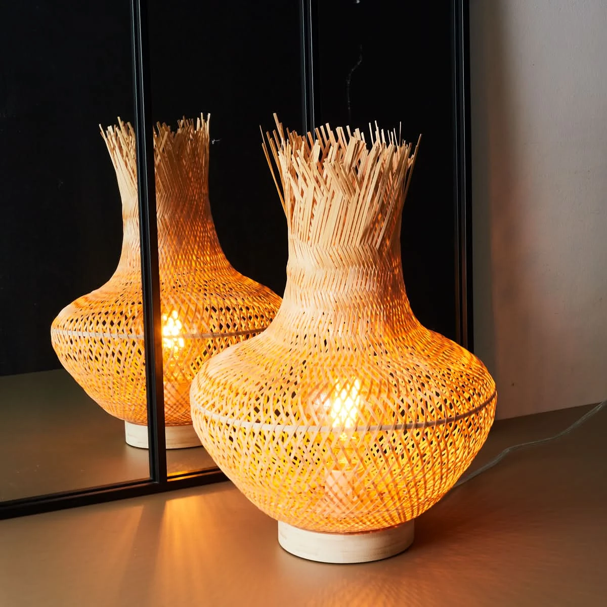 LAMPE VASE ROTIN 3 LAMPE VASE ROTIN