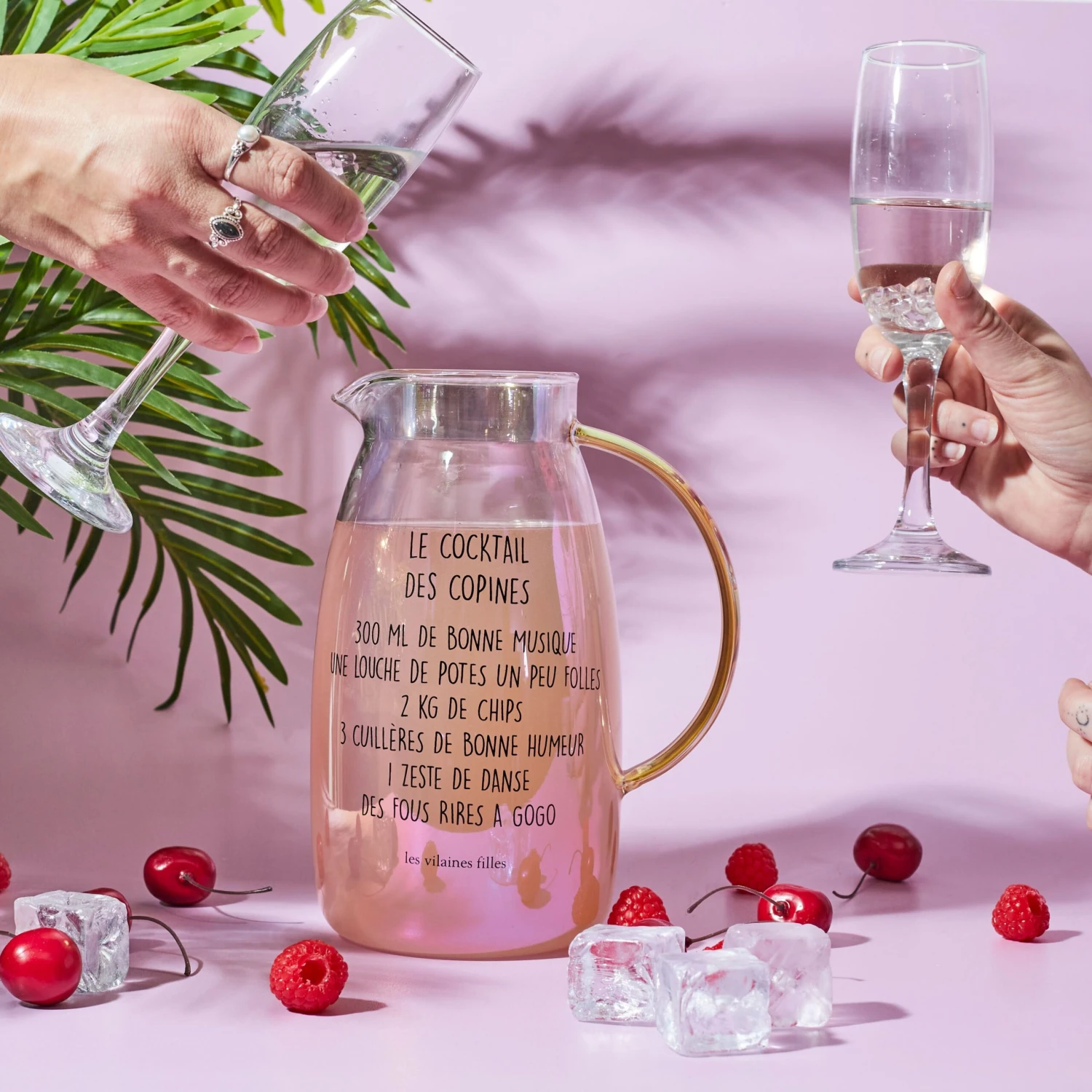 PICHET IRIDESCENT COCKTAIL DES COPINES 3 PICHET IRIDESCENT COCKTAIL DES COPINES