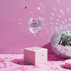 VERRE GRADUE IRIDESCENT