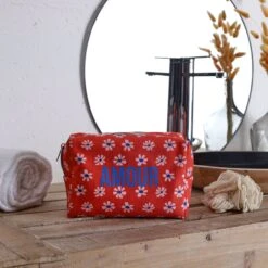 TROUSSE DE TOILETTE AMOUR