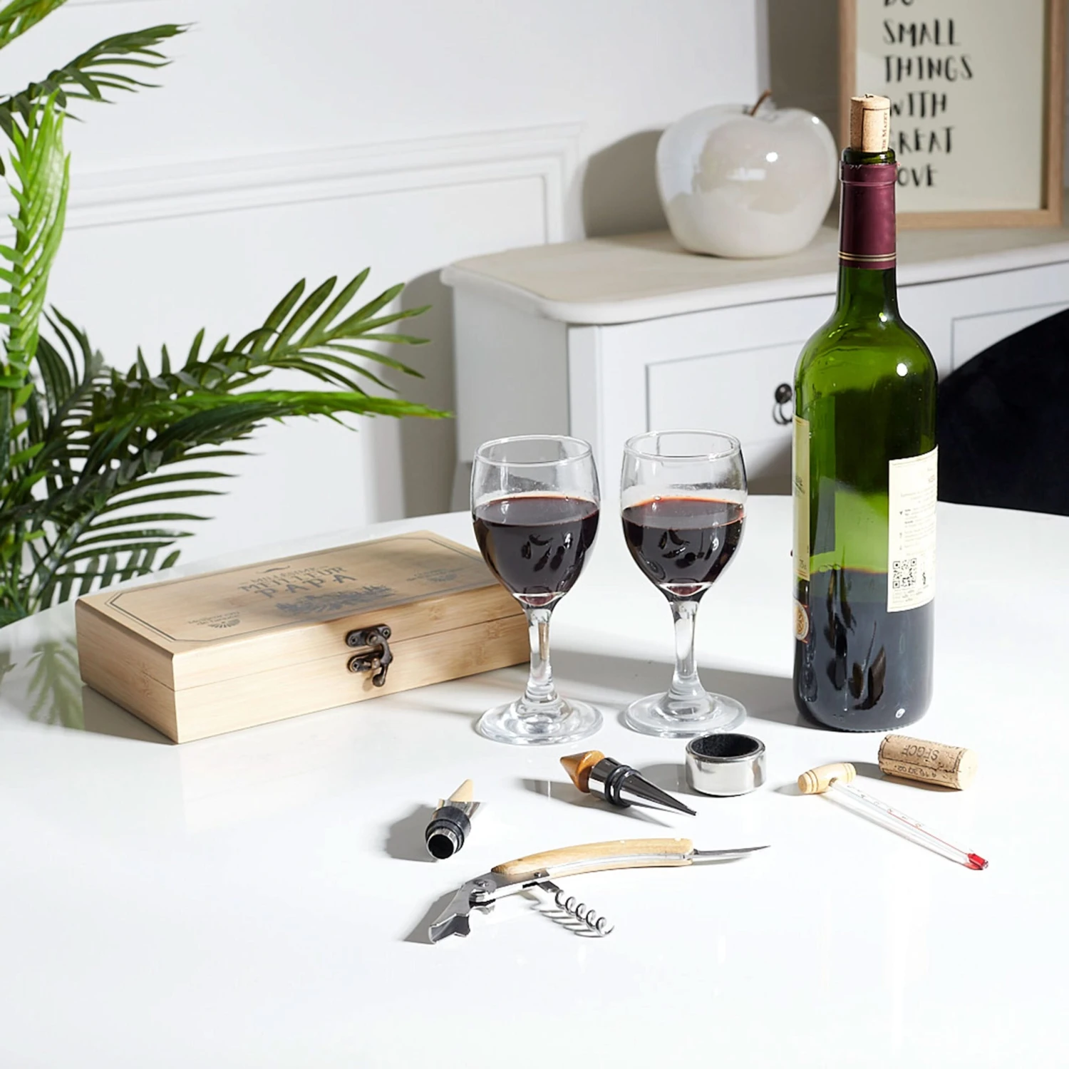 COFFRET 5 ACCESSOIRES VIN MEILLEUR PAPA 4 COFFRET 5 ACCESSOIRES VIN MEILLEUR PAPA – Image 2