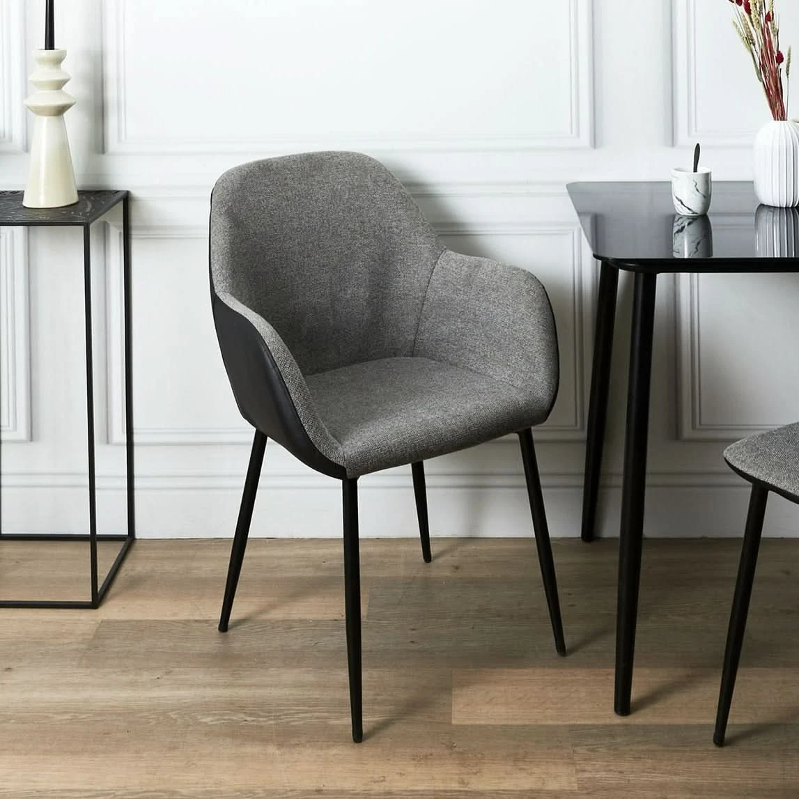 FAUTEUIL MEMPHIS GRIS ET NOIR - Lot De 2 3 FAUTEUIL MEMPHIS GRIS ET NOIR - Lot De 2