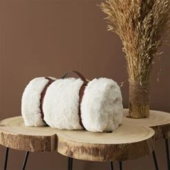 PLAID HARNAIS IMITATION FOURRURE HYGGE