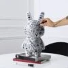 SCULPTURE CRAZY BUNNY PERSONNALISABLE -Ameublement De Maison sculpture bunny la chaise longue
